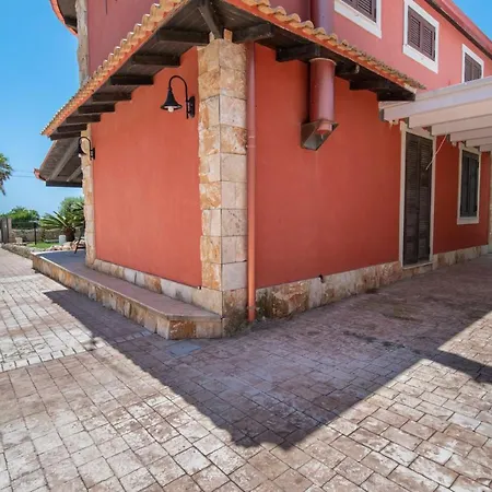 Villa Enza San Lorenzo *